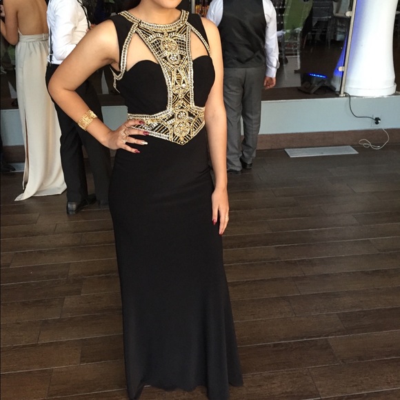 Prom dress for sale. - Picture 6 of 7